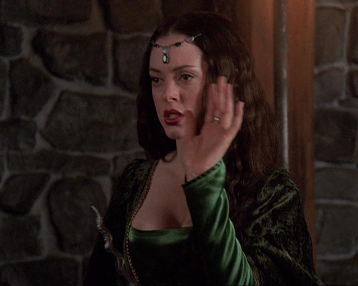 Charmed-Online-dot-net_406AKnightToRemember1090.jpg