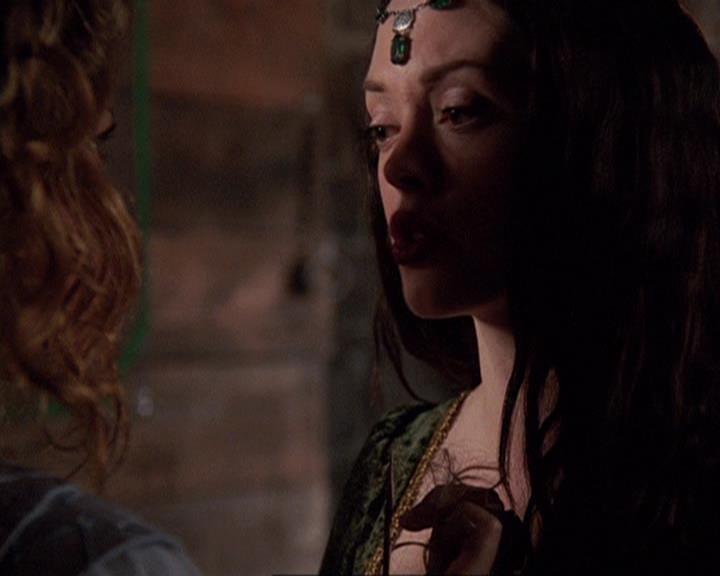Charmed-Online-dot-net_406AKnightToRemember1113.jpg