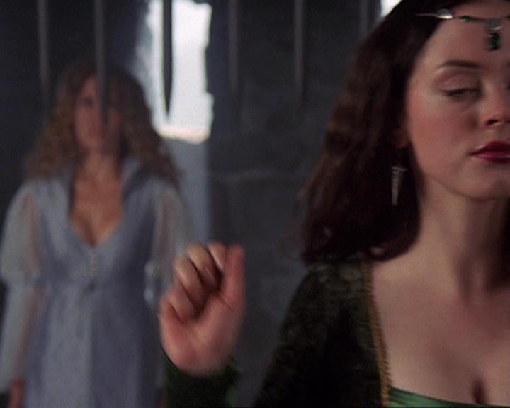 Charmed-Online-dot-net_406AKnightToRemember1117.jpg