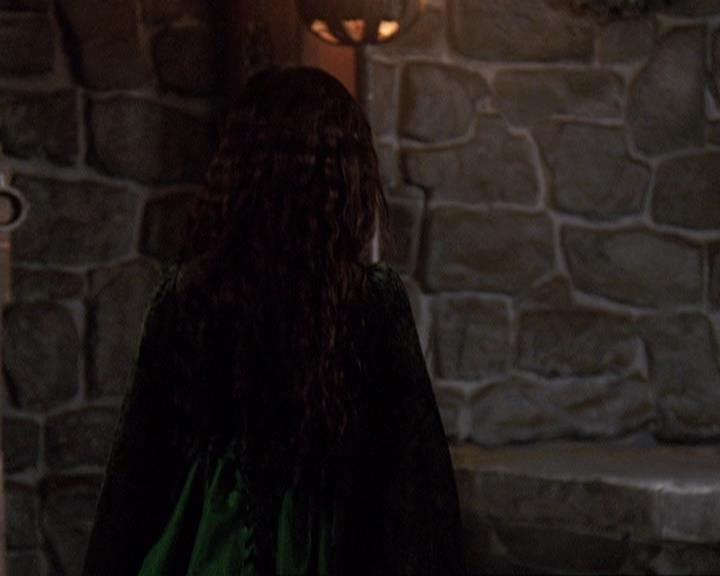Charmed-Online-dot-net_406AKnightToRemember1119.jpg