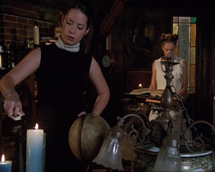 Charmed-Online-dot-net_406AKnightToRemember1409.jpg