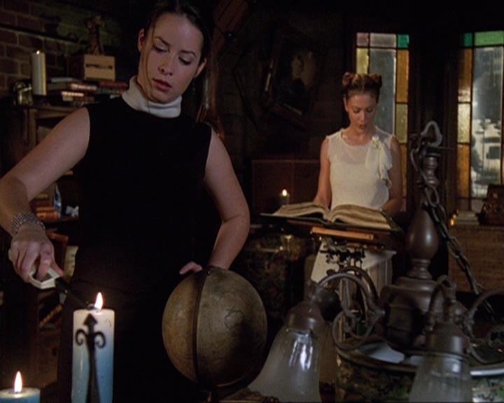 Charmed-Online-dot-net_406AKnightToRemember1410.jpg
