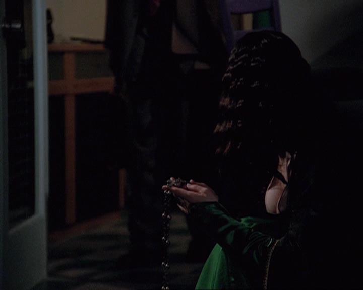 Charmed-Online-dot-net_406AKnightToRemember1582.jpg