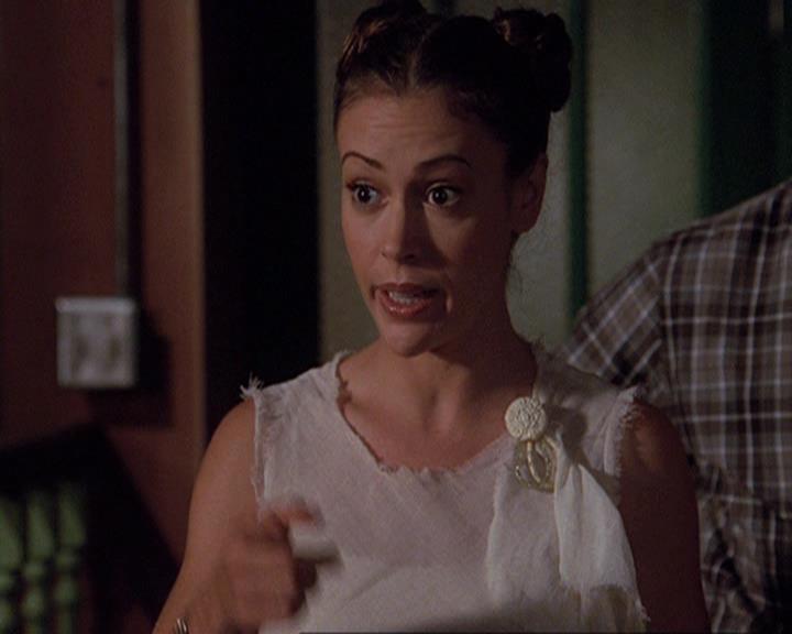 Charmed-Online-dot-net_406AKnightToRemember1704.jpg