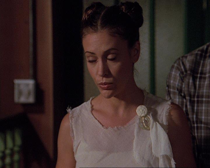 Charmed-Online-dot-net_406AKnightToRemember1715.jpg