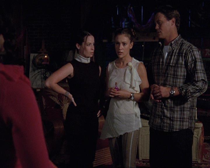 Charmed-Online-dot-net_406AKnightToRemember1778.jpg