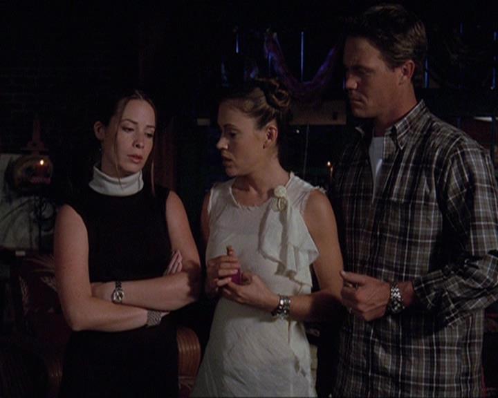 Charmed-Online-dot-net_406AKnightToRemember1797.jpg