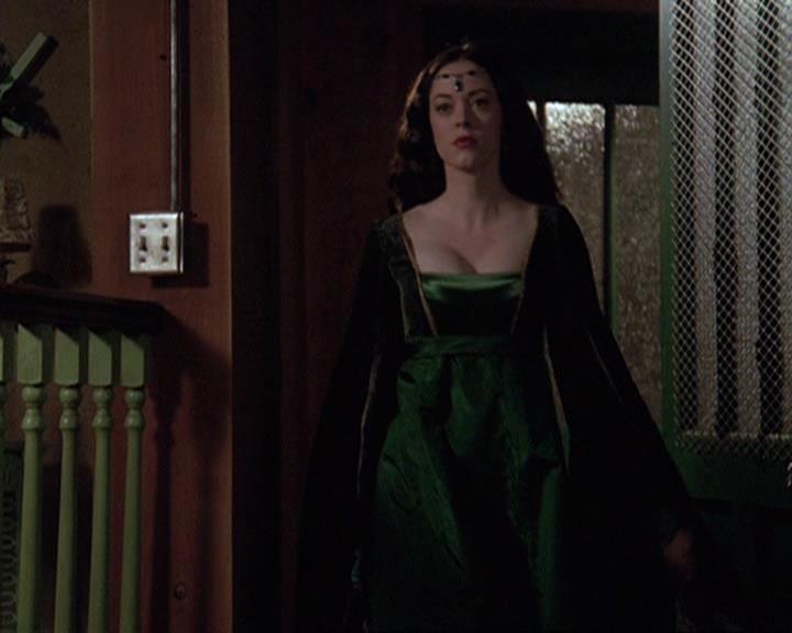 Charmed-Online-dot-net_406AKnightToRemember1866.jpg
