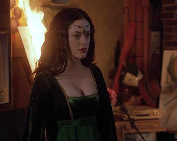 Charmed-Online-dot-net_406AKnightToRemember1893.jpg