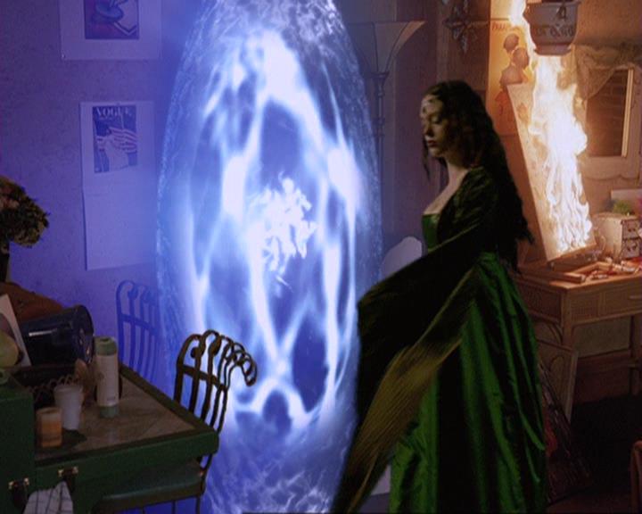 Charmed-Online-dot-net_406AKnightToRemember1906.jpg