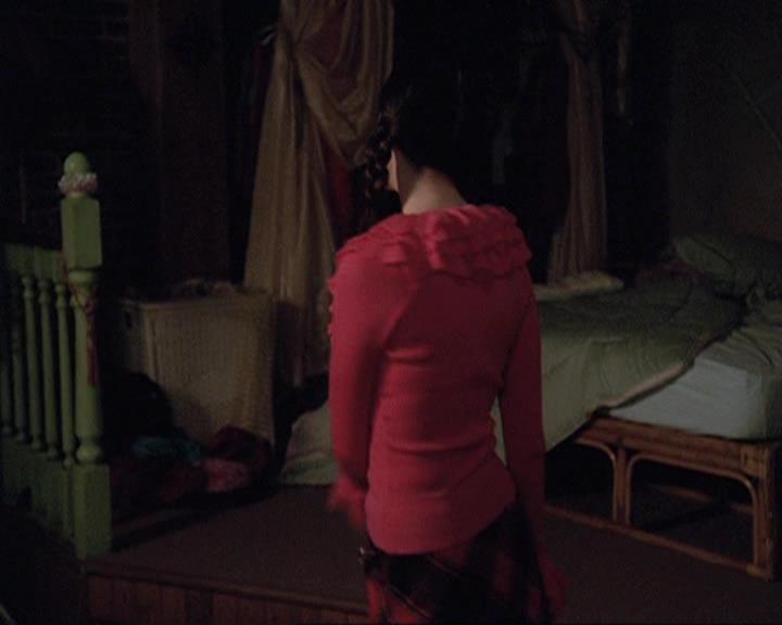 Charmed-Online-dot-net_406AKnightToRemember1942.jpg