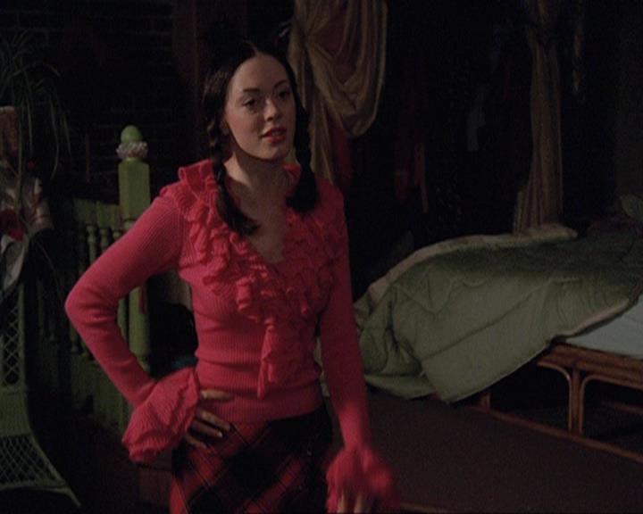 Charmed-Online-dot-net_406AKnightToRemember1947.jpg