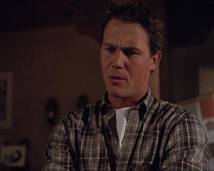 Charmed-Online-dot-net_406AKnightToRemember1974.jpg