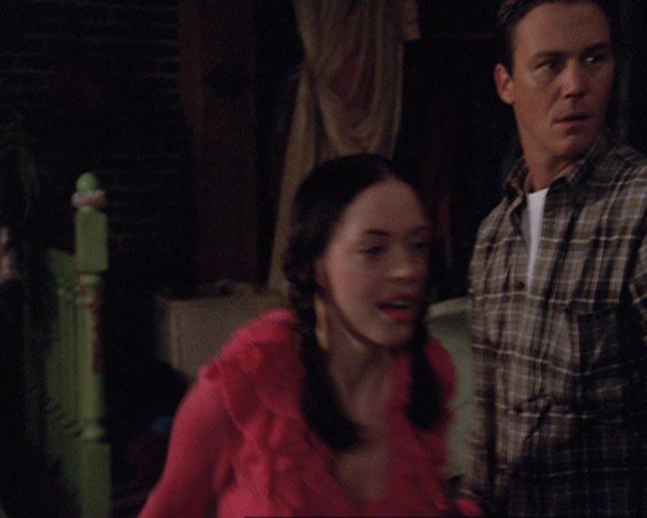 Charmed-Online-dot-net_406AKnightToRemember1992.jpg