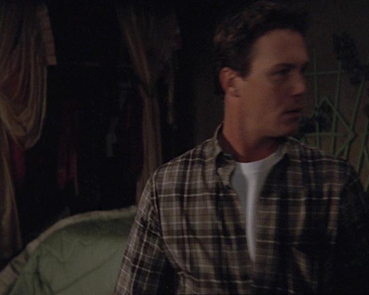 Charmed-Online-dot-net_406AKnightToRemember1995.jpg