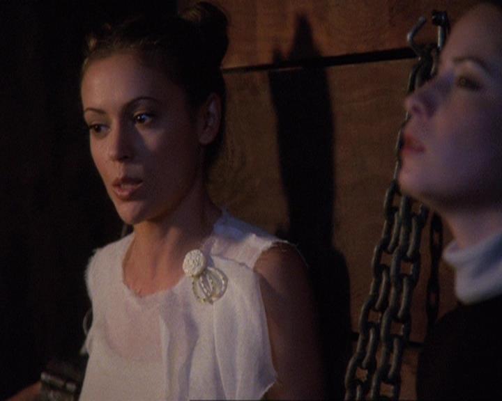 Charmed-Online-dot-net_406AKnightToRemember2012.jpg