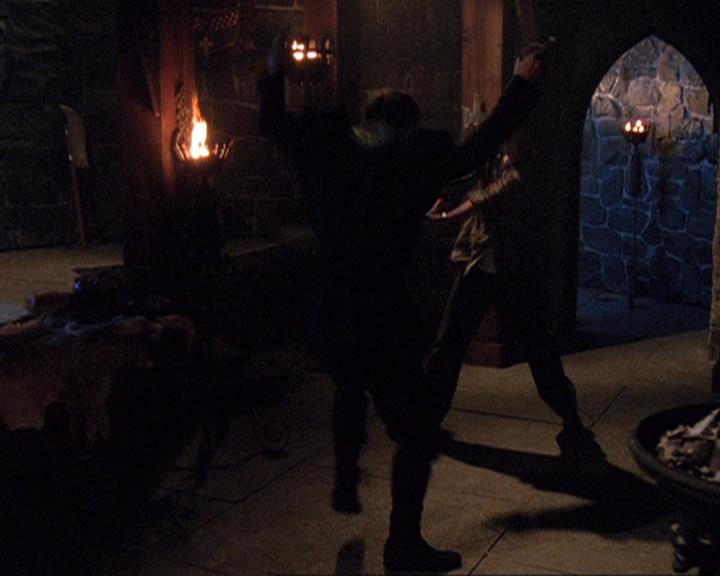 Charmed-Online-dot-net_406AKnightToRemember2076.jpg