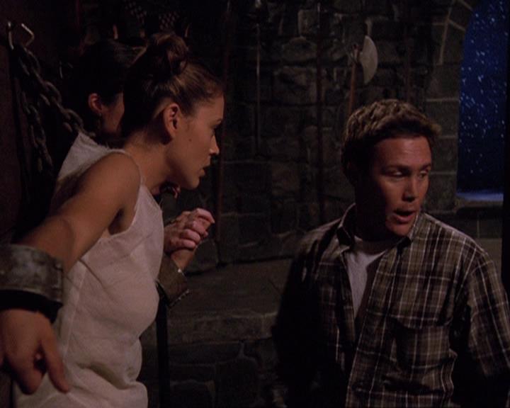 Charmed-Online-dot-net_406AKnightToRemember2119.jpg