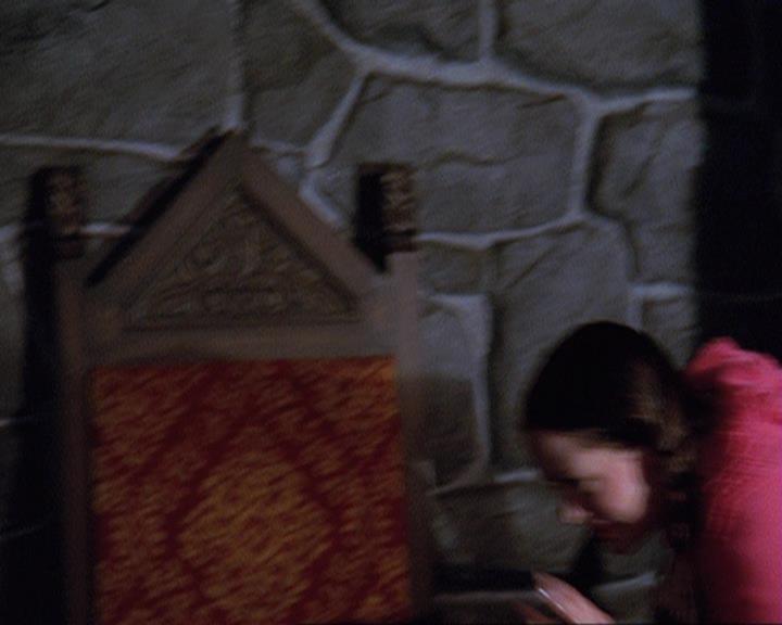Charmed-Online-dot-net_406AKnightToRemember2135.jpg