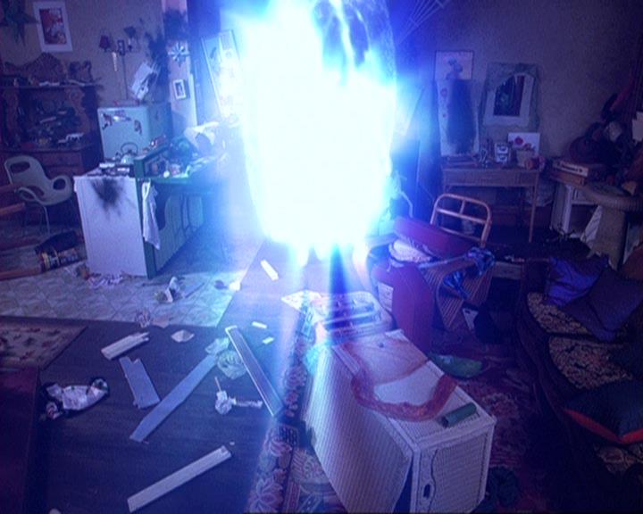 Charmed-Online-dot-net_406AKnightToRemember2209.jpg