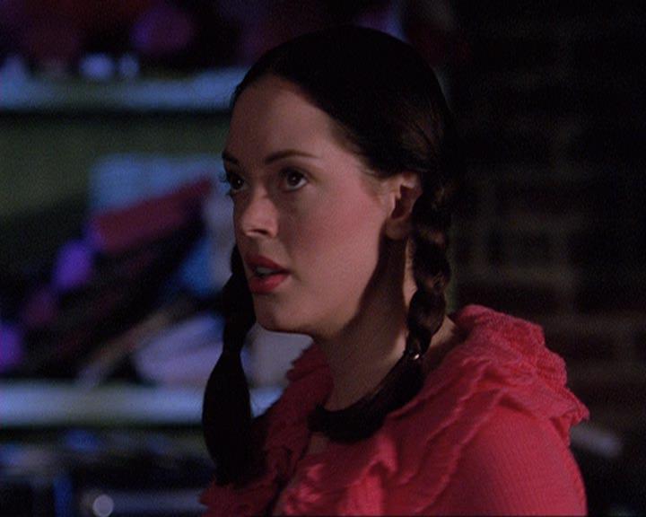 Charmed-Online-dot-net_406AKnightToRemember2215.jpg