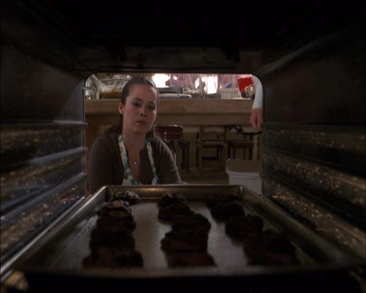 Charmed-Online-dot-net_407BrainDrain0000.jpg