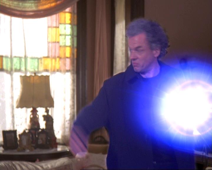 Charmed-Online-dot-net_407BrainDrain0175.jpg