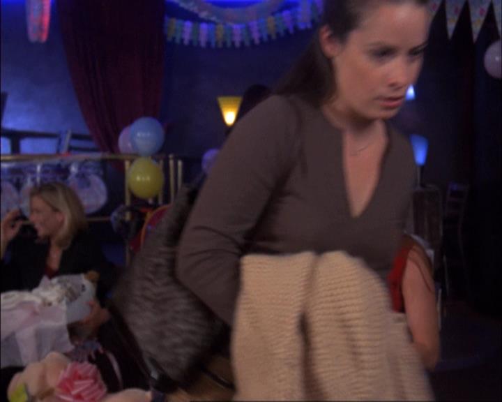 Charmed-Online-dot-net_407BrainDrain0606.jpg