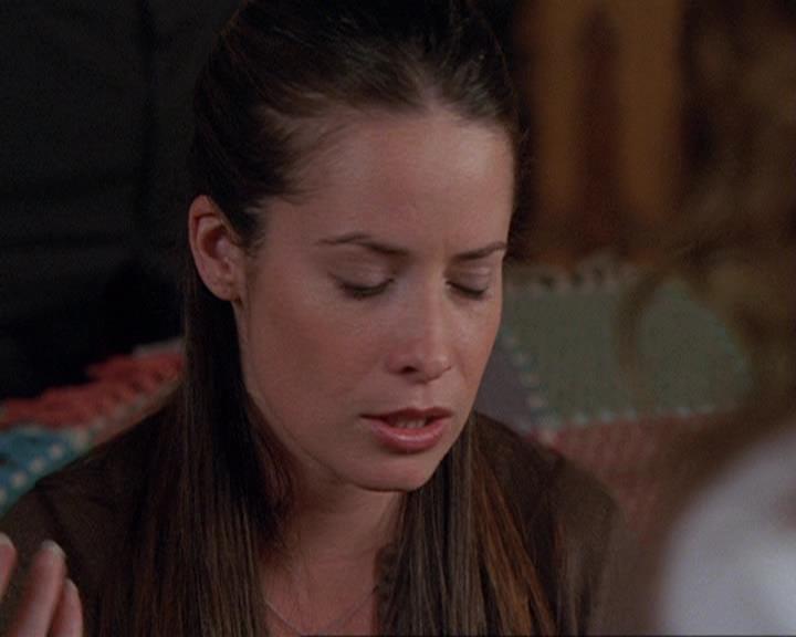 Charmed-Online-dot-net_407BrainDrain0712.jpg