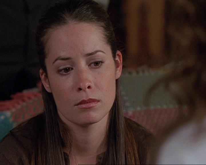 Charmed-Online-dot-net_407BrainDrain0720.jpg