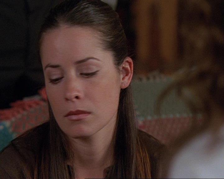 Charmed-Online-dot-net_407BrainDrain0728.jpg