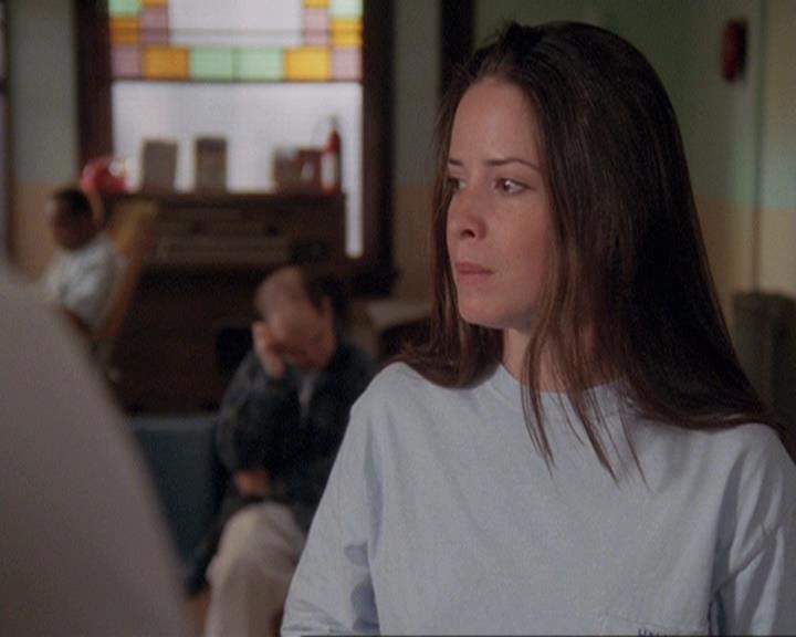 Charmed-Online-dot-net_407BrainDrain0893.jpg