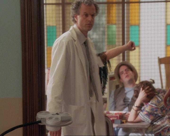 Charmed-Online-dot-net_407BrainDrain0903.jpg