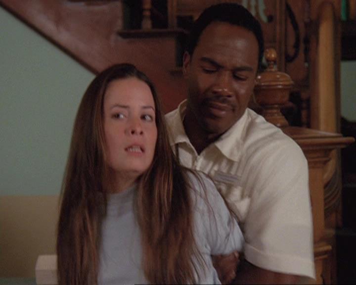 Charmed-Online-dot-net_407BrainDrain0941.jpg
