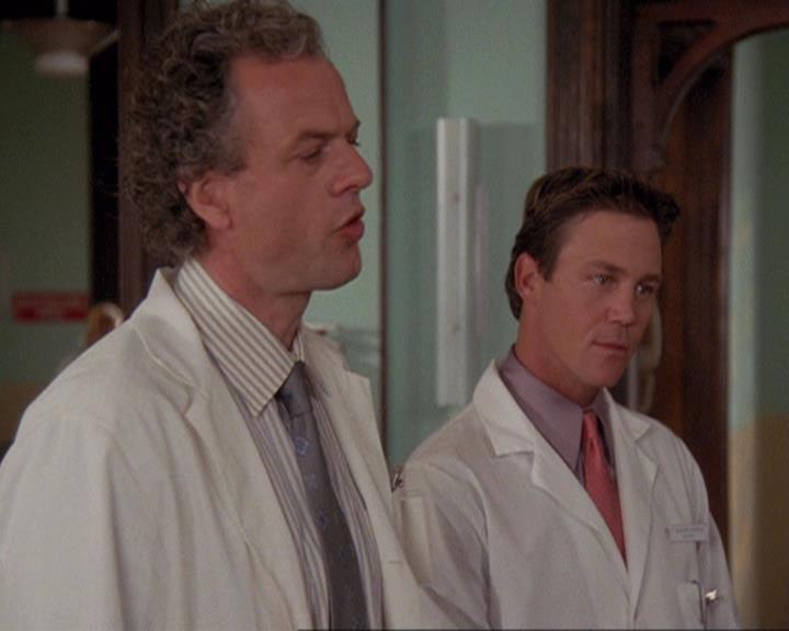 Charmed-Online-dot-net_407BrainDrain0993.jpg