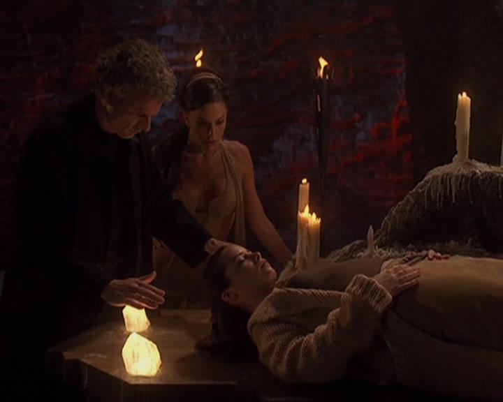 Charmed-Online-dot-net_407BrainDrain1009.jpg