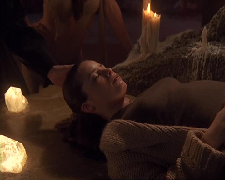Charmed-Online-dot-net_407BrainDrain1067.jpg