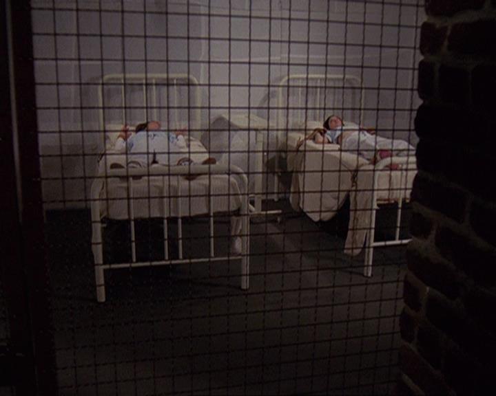 Charmed-Online-dot-net_407BrainDrain1165.jpg