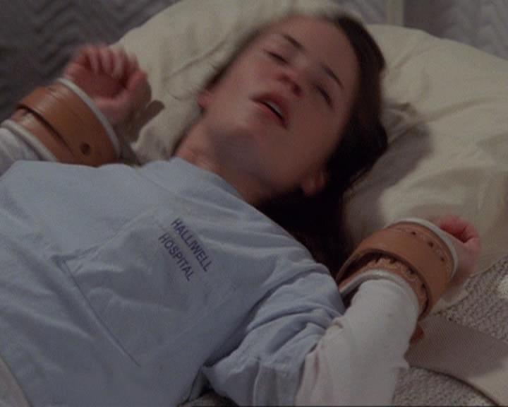 Charmed-Online-dot-net_407BrainDrain1186.jpg