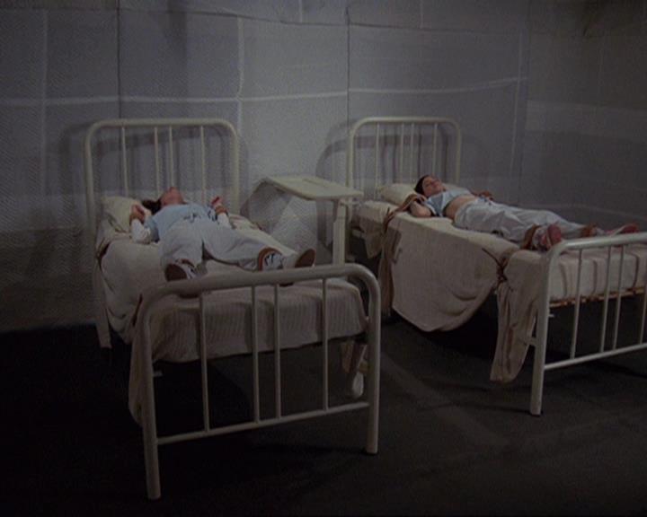 Charmed-Online-dot-net_407BrainDrain1245.jpg