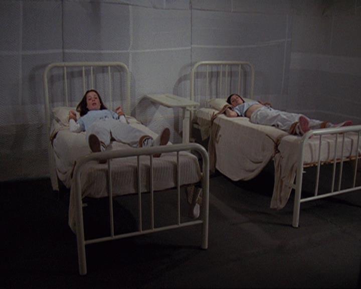 Charmed-Online-dot-net_407BrainDrain1254.jpg