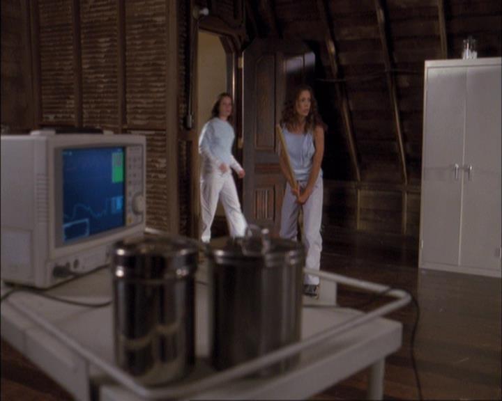 Charmed-Online-dot-net_407BrainDrain1316.jpg