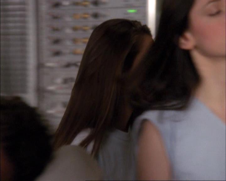 Charmed-Online-dot-net_407BrainDrain1344.jpg