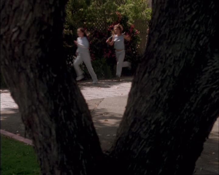 Charmed-Online-dot-net_407BrainDrain1395.jpg