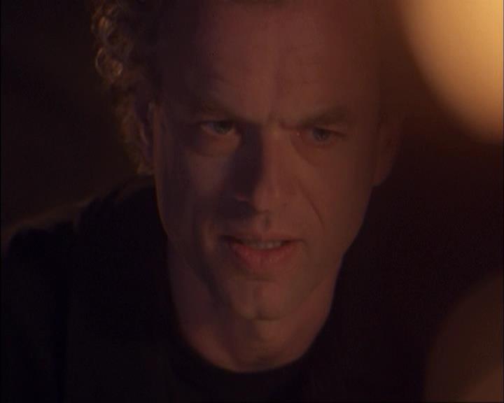 Charmed-Online-dot-net_407BrainDrain1441.jpg