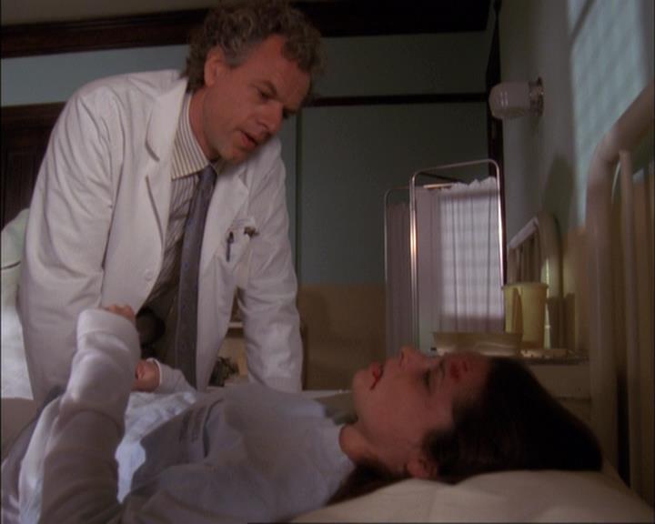 Charmed-Online-dot-net_407BrainDrain1532.jpg