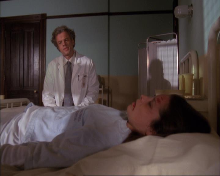 Charmed-Online-dot-net_407BrainDrain1541.jpg