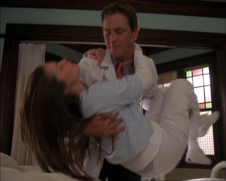Charmed-Online-dot-net_407BrainDrain1790.jpg