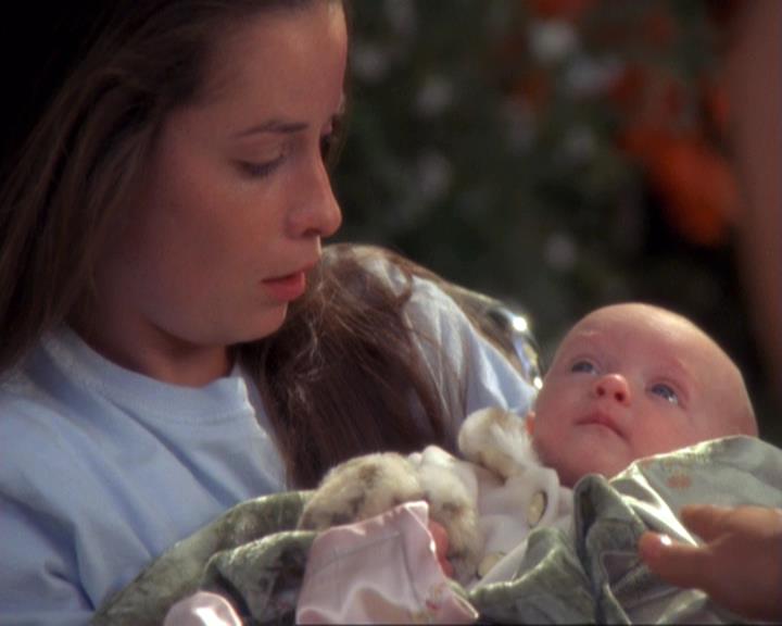 Charmed-Online-dot-net_407BrainDrain1907.jpg