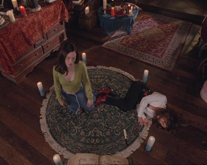 Charmed-Online-dot-net_407BrainDrain2035.jpg